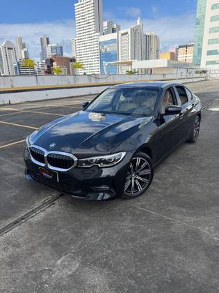 BMW 320i 2.0 16V TURBO FLEX GP AUTOMÁTICO BMW 320i 2.0 16V TURBO FLEX GP AUTOMÁTICO